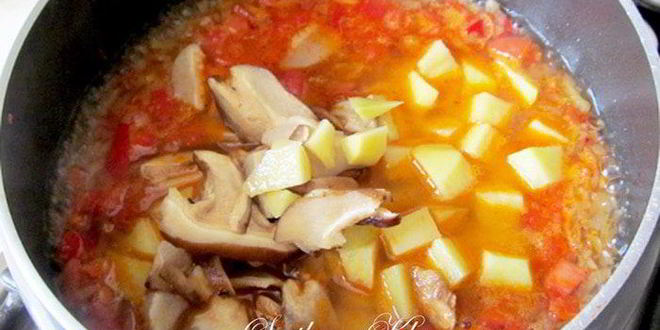 Рецепт постного супа-гуляша с грибами по-венгерски