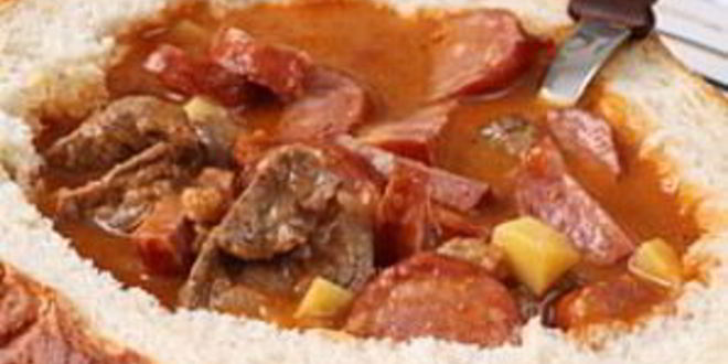 Рецепт супа-гуляша в хлебе