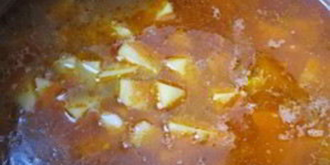 Рецепт венгерского супа-гуляша в хлебе