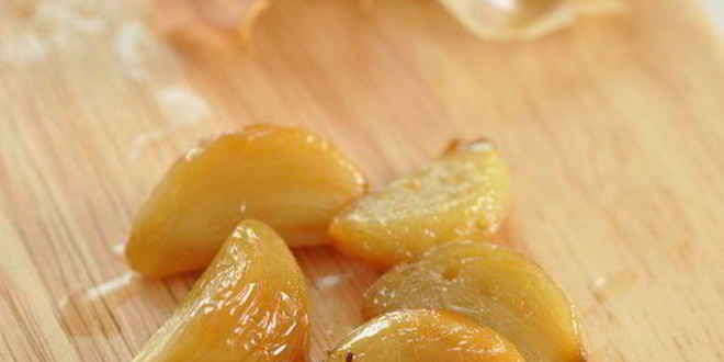 Рецепт картофельного пюре с печеным чесноком и петрушкой