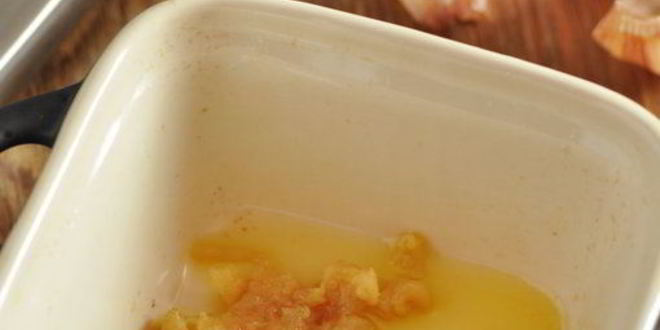 Рецепт картофельного пюре с печеным чесноком и петрушкой