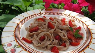 Рецепт Клубничной лапши