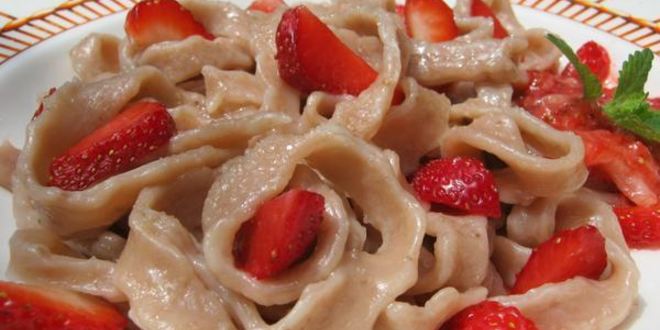 Рецепт клубничной лапши