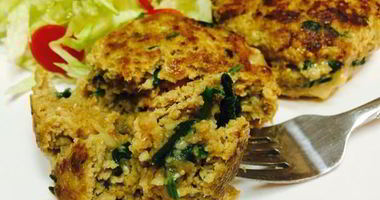 Рецепт Котлет из индейки со шпинатом и сыром