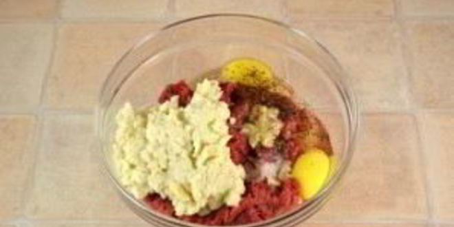 Рецепт котлет в духовке с помидорами