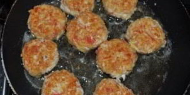 Рецепт крабовых котлет с сыром