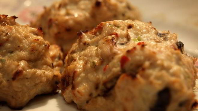 Рецепт печеных куриных котлеток