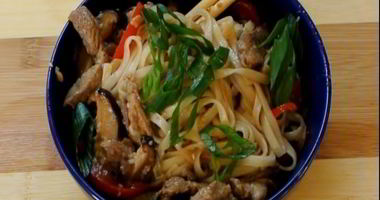 Рецепт Лапши удон со свининой и овощами