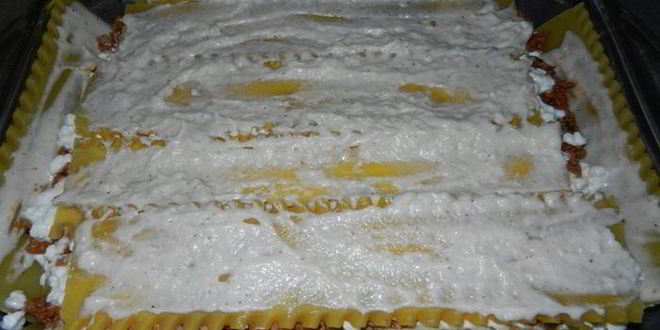 Рецепт быстрой мясной многослойной лазанья с творогом