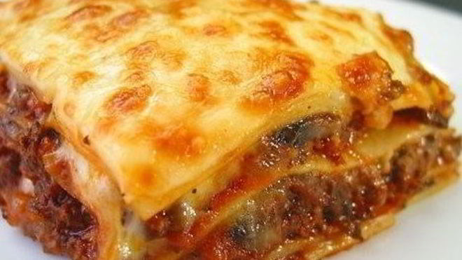 Рецепт лазаний с заправкой под сырным соусом