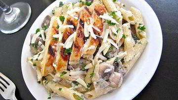 Рецепт Макарон с грибами и курицей