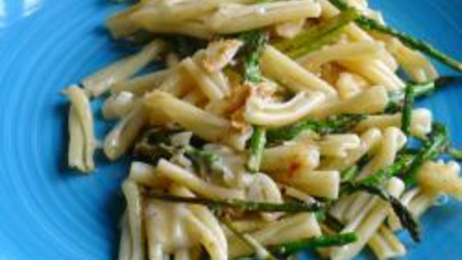 Рецепт макарон со спаржей и сыром