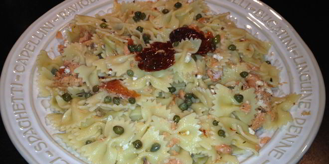 Рецепт Мужниных макарон с семгой, брынзой и вялеными помидорами