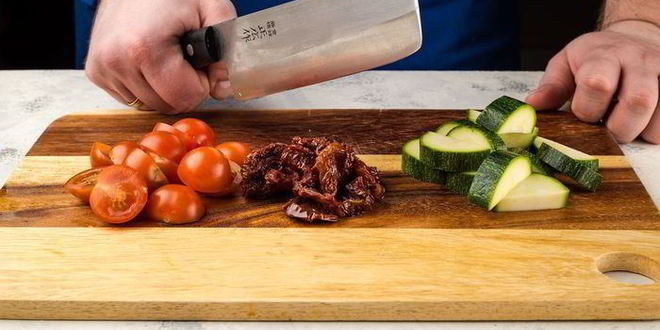 Рецепт пасты с овощами и тунцом