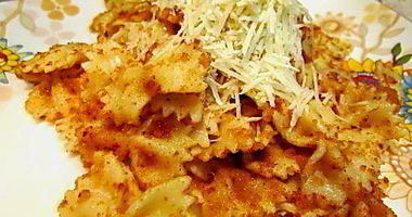 Рецепт Пасты с пармезаном, сухариками и чесноком