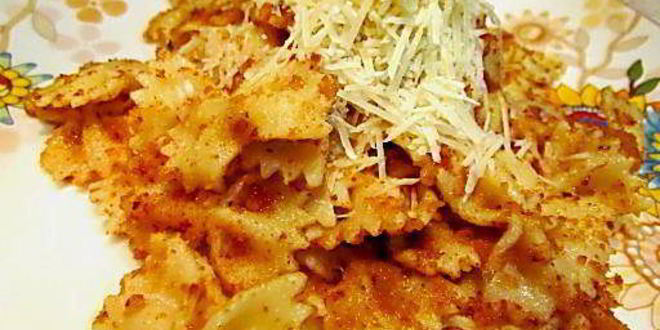 Рецепт Пасты с пармезаном, сухариками и чесноком