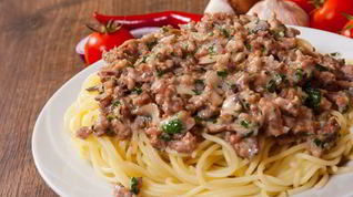 Рецепт Спагетти с фаршем и грибами