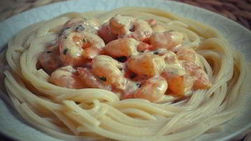 Рецепт Спагетти с креветками в сливочно-коньячном соусе