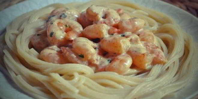 Рецепт Спагетти с креветками в сливочно-коньячном соусе