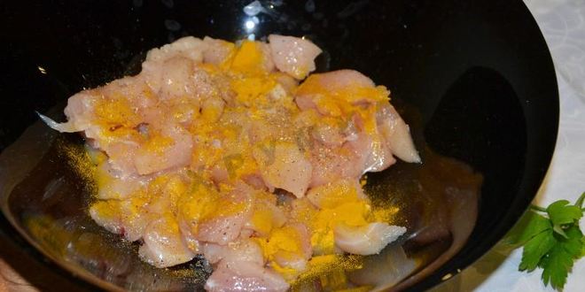 Рецепт спагетти с курицей в сливочном соусе