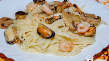 Рецепт Спагетти с морепродуктами в сливочном соусе