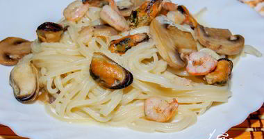 Рецепт Спагетти с морепродуктами в сливочном соусе