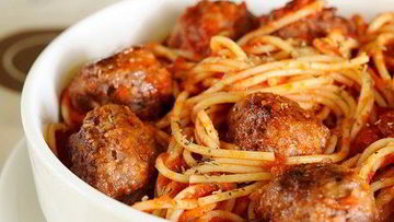 Рецепт Спагетти с мясными шариками в томатном соусе