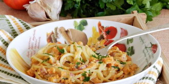 Рецепт Спагетти в тыквенном соусе с беконом