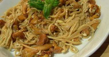 Рецепт Жареной китайской лапши с яйцом и лисичками