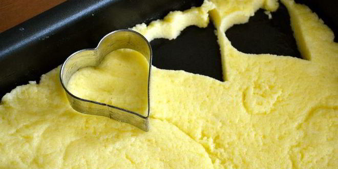 Рецепт манных ньокков по-римски, запеченные под соусом бешамель