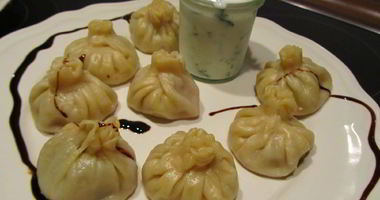 Рецепт Мантов с говядиной, имбирем и мятой