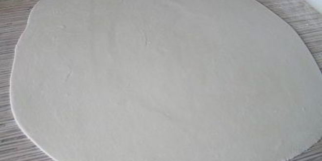 Рецепт мантов с картофельной начинкой и томатно-чесночным соусом