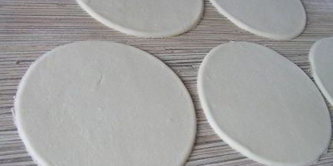 Рецепт мантов с картофельной начинкой и томатно-чесночным соусом