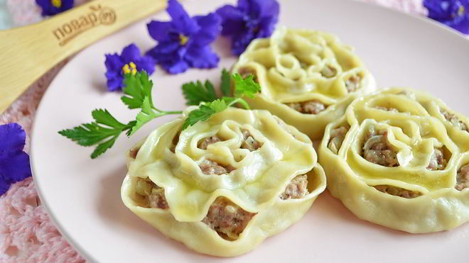 Рецепт мантов в форме розочек