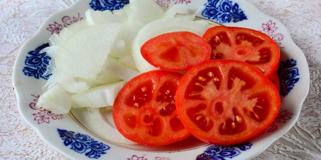 Рецепт мяса по-французски из свинины с помидорами