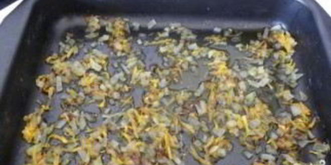 Рецепт мяса по-французски с курицей и картошкой