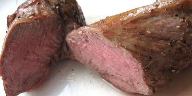 Рецепт сочной телячьей вырезки по-французски с шампиньонами