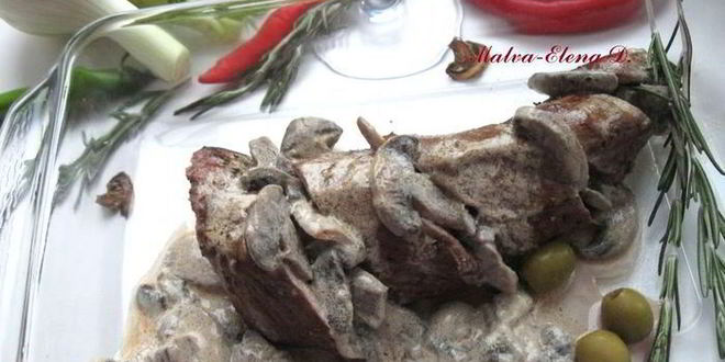 Рецепт сочной телячьей вырезки по-французски с шампиньонами