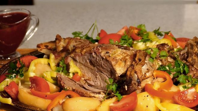 Рецепт баранины в рукаве в духовке