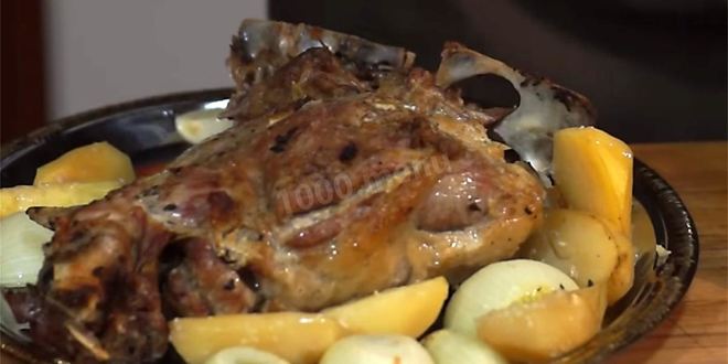 Рецепт баранины в рукаве в духовке