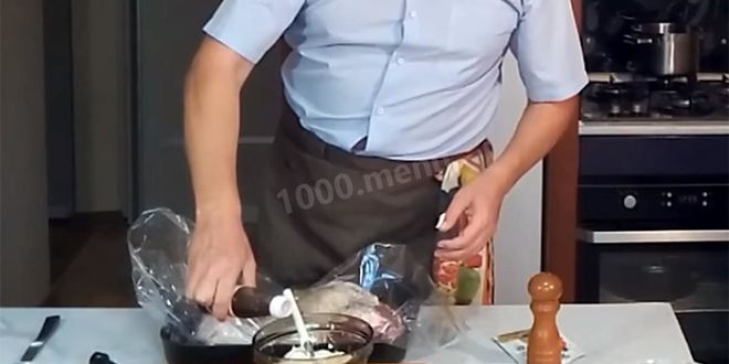Рецепт баранины в рукаве в духовке