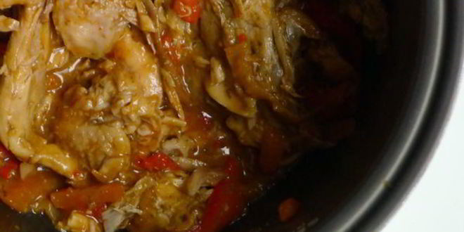 Рецепт Куриных окорочка тушеные в томате в мультиварке