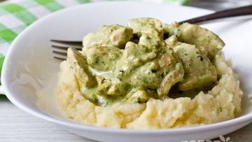 Рецепт Курицы с базиликом и сметаной