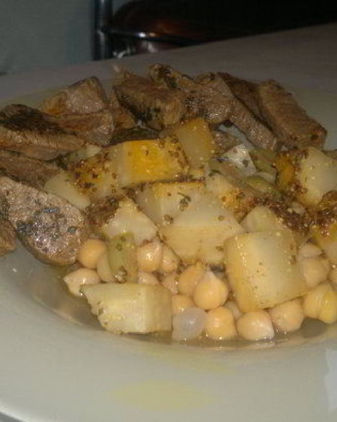 Рецепт нута с корнем сельдерея в оливково-горчичном соусе и говядина с эстрагоном и чили