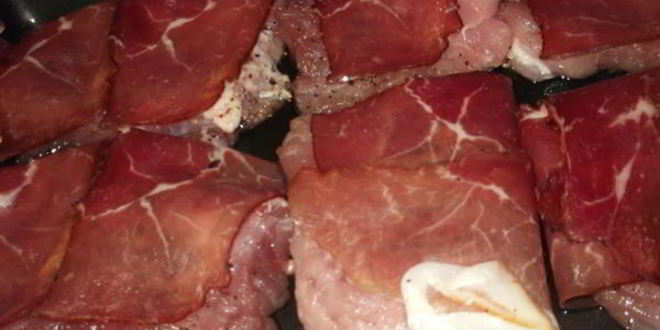 Рецепт свинины , запеченой в прошутто