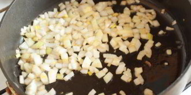 Рецепт тушеного кролика с картофелем и оливками