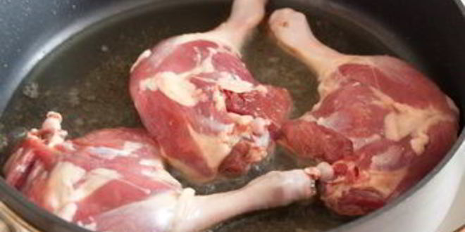 Рецепт тушеных утиных ножек