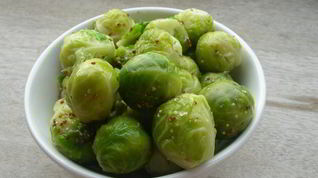 Рецепт Брюссельской капусты в горчично-медовой заправке