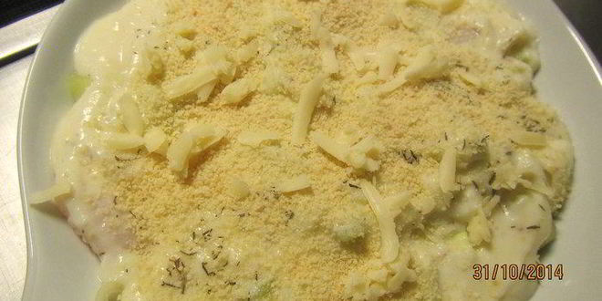 Рецепт гратен из белой рыбы и лука-порея