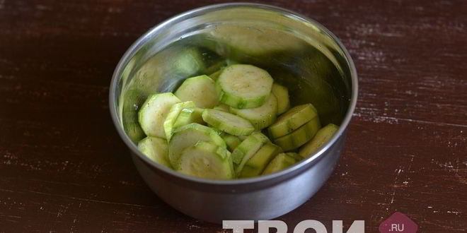 Рецепт кабачков в сметане